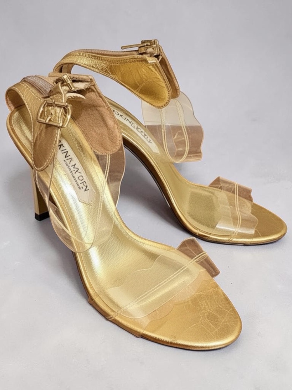 Marskinryyppy by Nicole Brundage Gold Scalloped Strap Heels - 8.5 - Italy